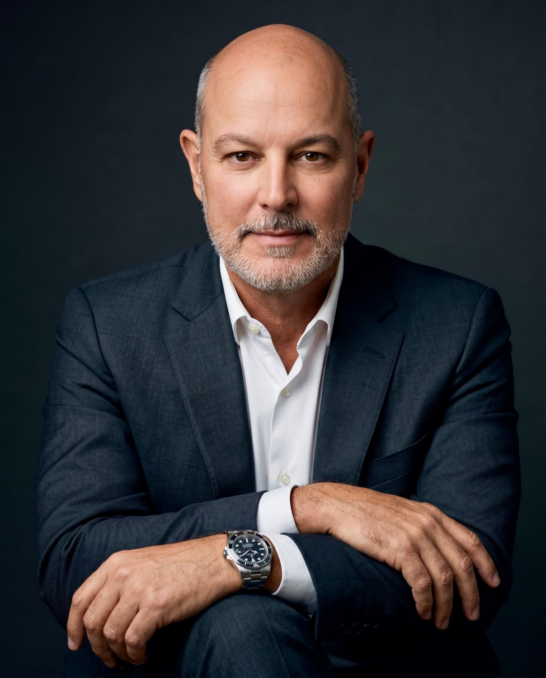 Dr López-Píriz, Co-director · Oral surgeon — portrait